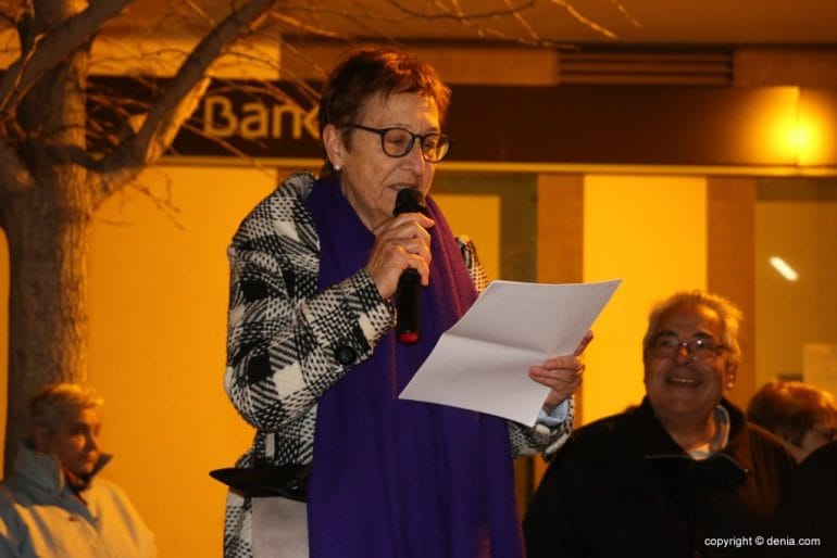Manifestación Día de la Mujer Dénia - lectura del manifiesto