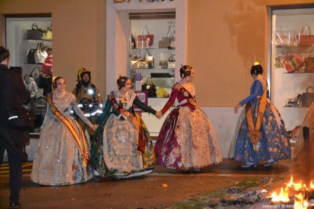 15 crema de las fallas de denia 2018 melani y su corte