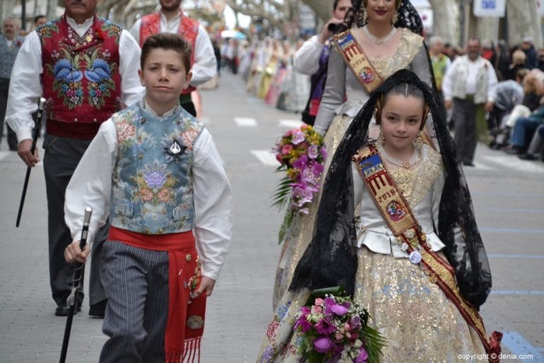 Ofrenda Fallas Dénia 2018 - Cargos infantiles Falla Oeste