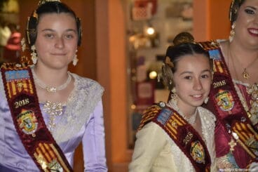 Cremà de las fallas de Dénia 2018 – Falleras de la corte llorando