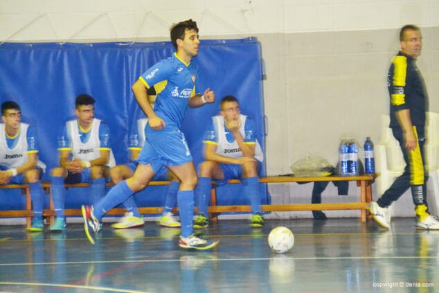 avance de un jugador dianense
