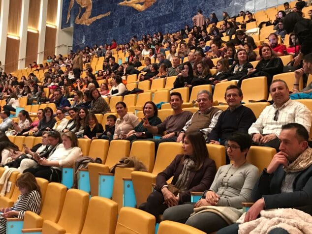 delegacion del oeste en la recogida del premio