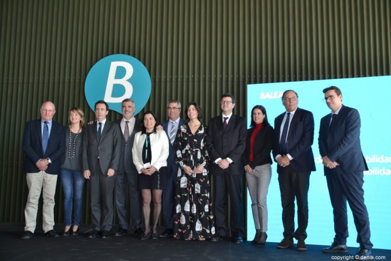 Directivos de Baleària durante la presentación de la Memoria de RSC 2017
