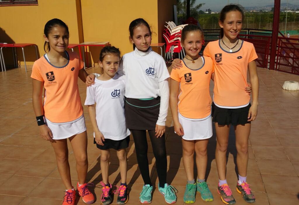 equipo alevin femenino del ct denia