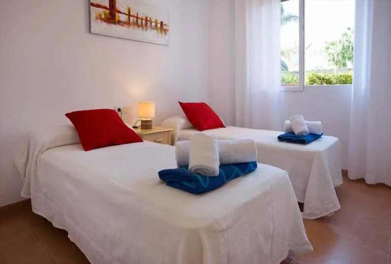 Habitación doble Aguila Rent a Villa