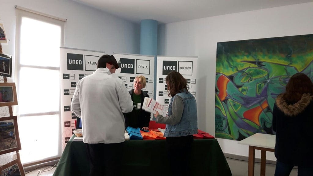 la uned de denia en la feria del estudiante de altea