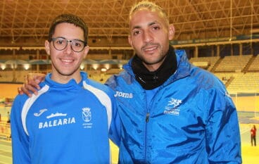 oscar fornez junto a youssef ahatach