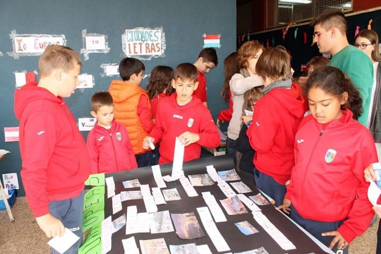 Semana Cultural Colegio Paidos XIII