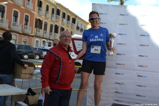 02 5o marcha solidaria a favor del raquel paya podium veteranas femenino