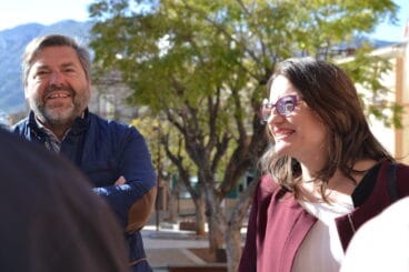 Mónica Oltra visita Dénia – Con Rafa Carrió