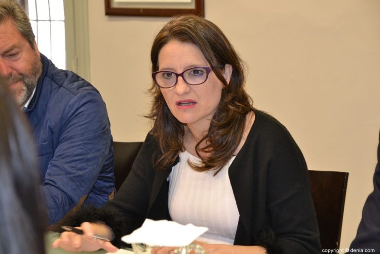 Mónica Oltra visita Dénia - Reunión en el Ayuntamiento