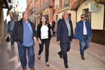 Mónica Oltra visita Dénia – De camino a Servicios Sociales