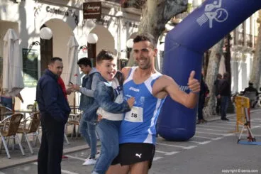153 5º Marcha Solidaria a favor del CEE Raquel Payá – Llegada de participantes