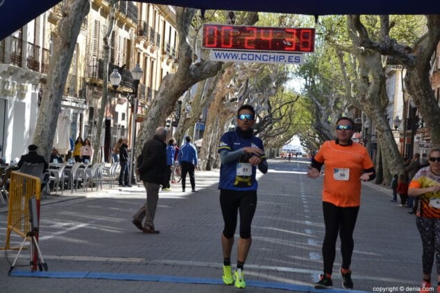 157 5o marcha solidaria a favor del cee raquel paya llegada de participantes