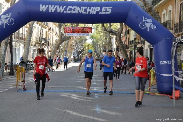 177 5o marcha solidaria a favor del cee raquel paya llegada de participantes