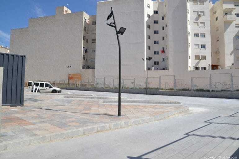 Andenes de la nueva estación de autobús de Dénia
