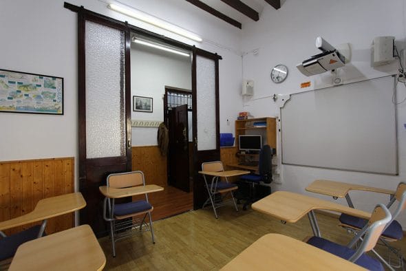 aula the english institute