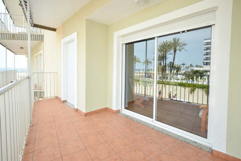 Balcón acabado después Reformas Integrales Macamon