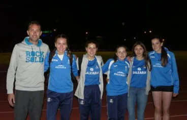 marc banuls con sus atletas en el campeonato interprovincial