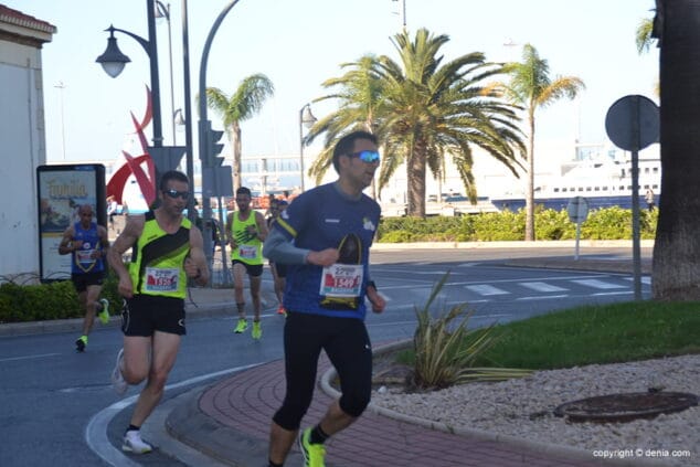 Moha Rida Younnes fue el ganador de la ' Volta a Peu a Dénia' 19 miguel angel martinez en el puerto