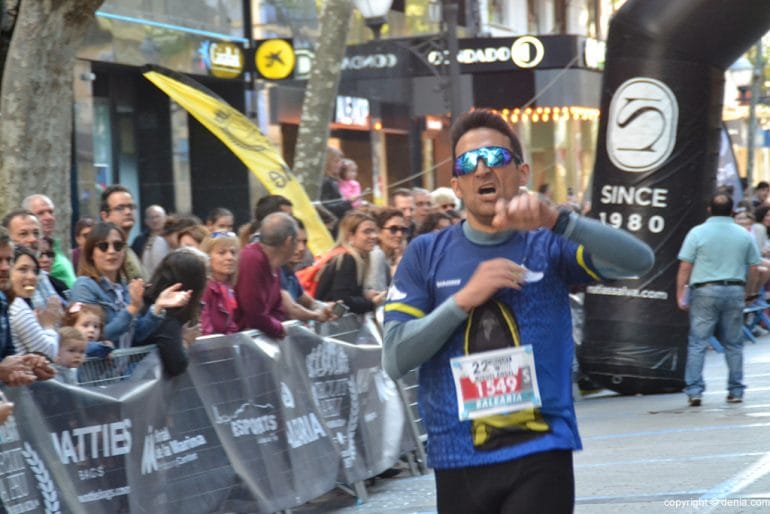 Miguel Ángel Martínez entrando en meta