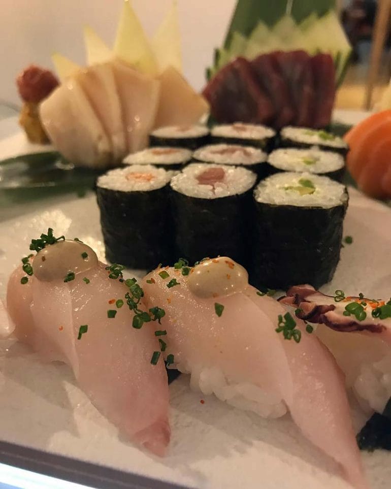 Nigiri de corvina Sushiber