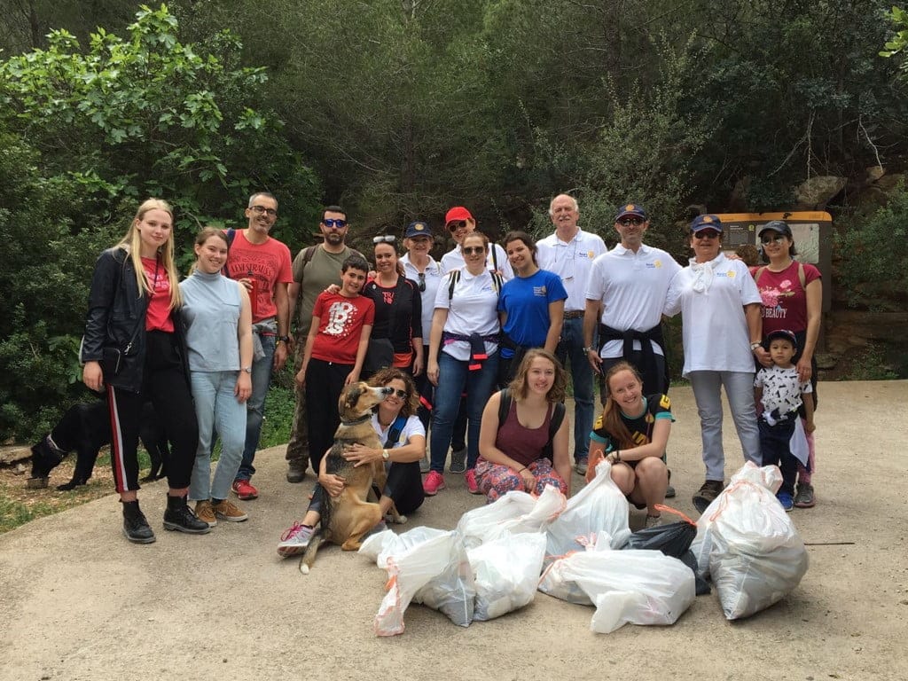 recogida de basura en el montgo