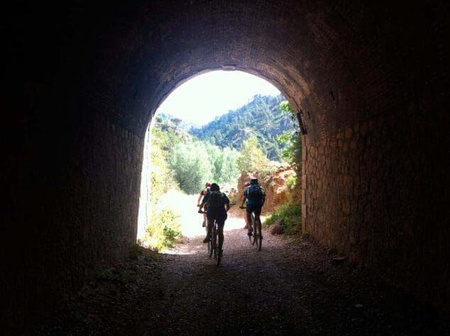 ruta rio serpis aventura pata negra