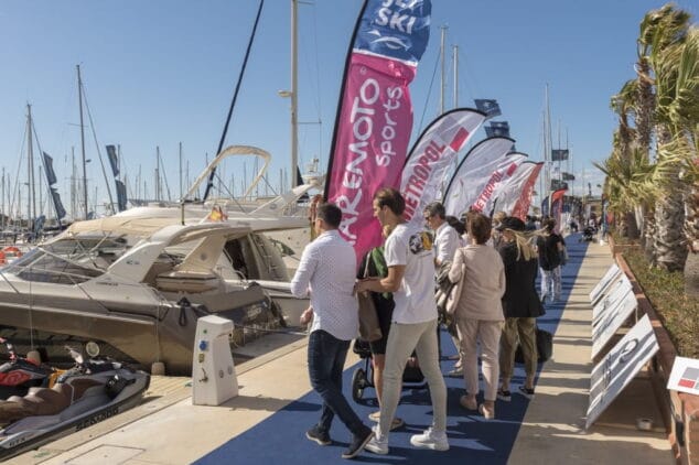 visitantes del xi salon nautico de denia