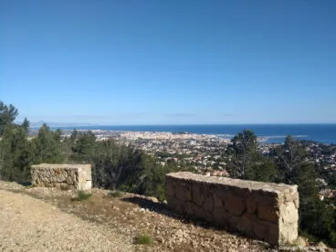 Vistas desde el camino de la colonia del Montgó
