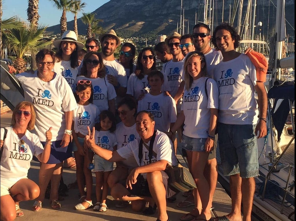 La iniciativa 'Mediterráneo Limpio' navegará de nuevo este verano para concienciar sobre el cuidado de las playas 1 voluntarios mediterraneo limpio