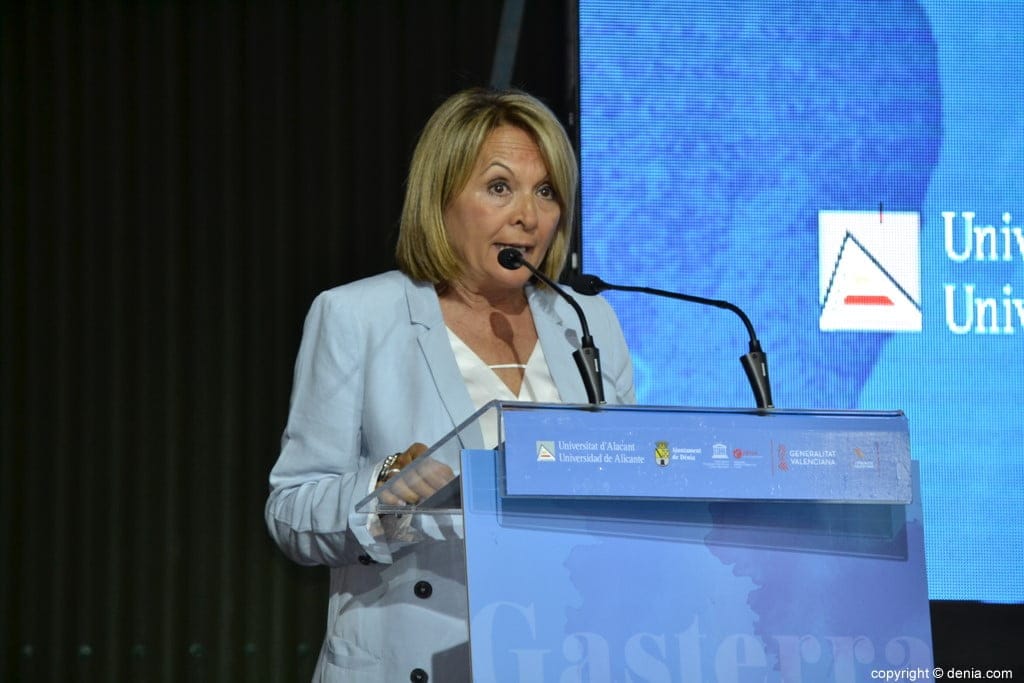 05 presentacion gasterra en denia ana laguna