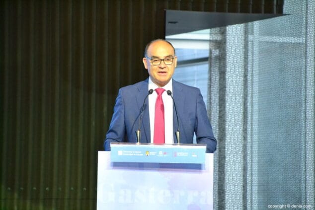 09 presentacion gasterra en denia manuel palomar rector universidad de alicante