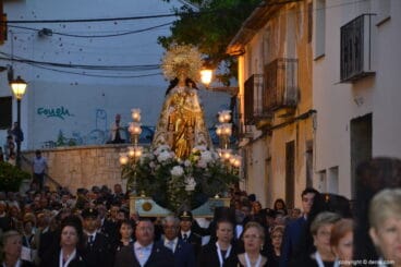 Procesión de los Desamparados Dénia 2018 – Virgen por la calle Pont