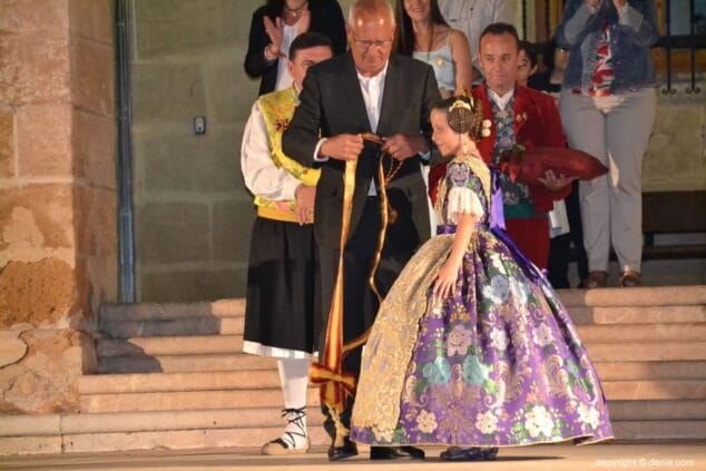 48 eleccion falleras mayores de denia 2019 imposicion de banda a neus suarez femenia