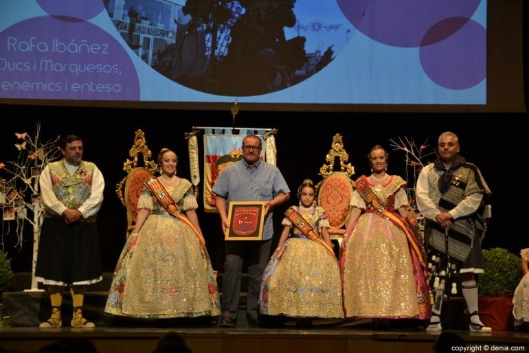Despedida de las falleras mayores de Dénia 2018 - Reconocimientos a los artistas falleros