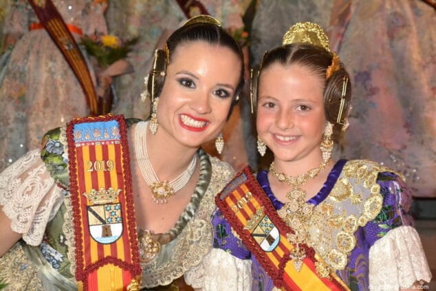 69 eleccion falleras mayores de denia 2019 amparo y neus
