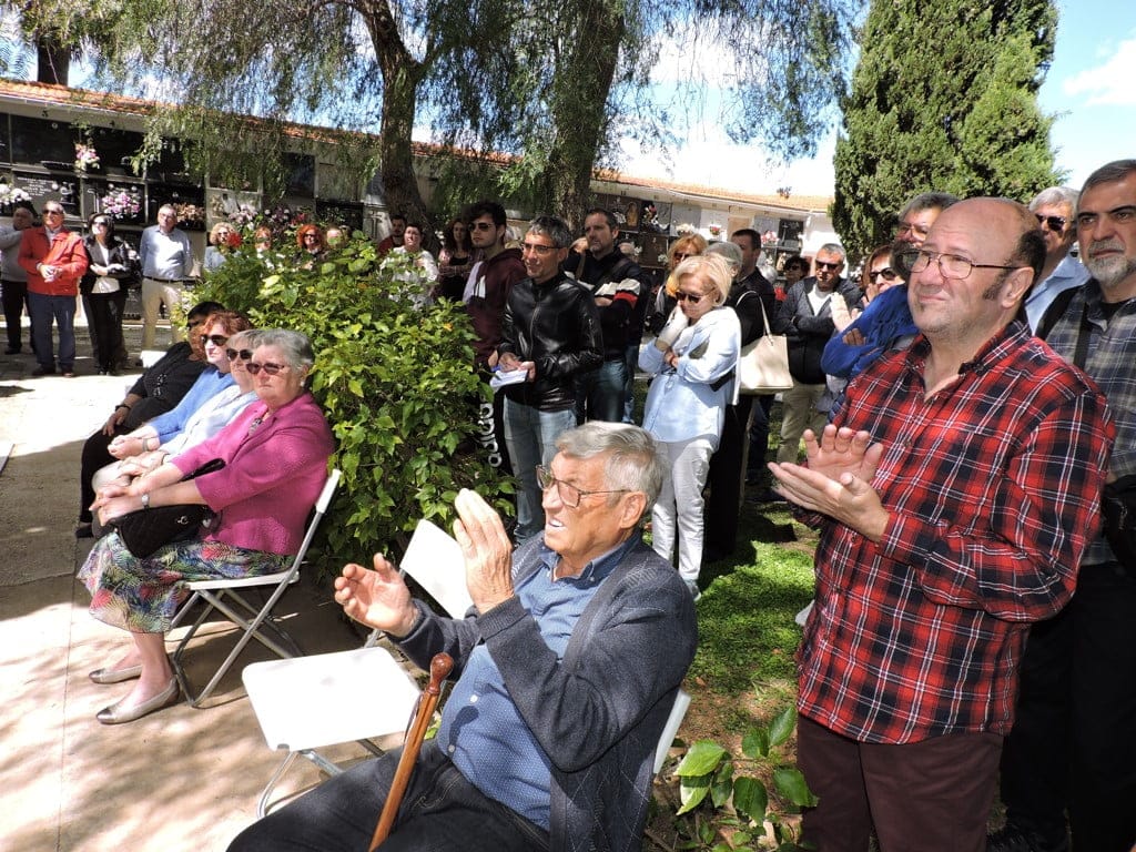 Los dianenses internados en campos de concentración nazis serán recordados para siempre gracias a una placa instalada en el cementerio 2 asistentes al homenaje a los dianenses victimas del nazismo