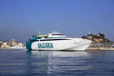 balearia propone excursiones diarias a las baleares