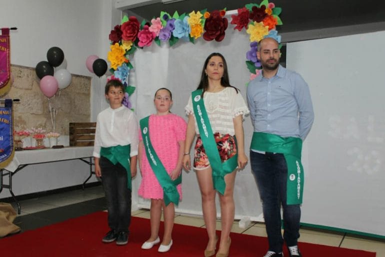 Cargos 2018 de la falla Saladar en su fiesta de despedida