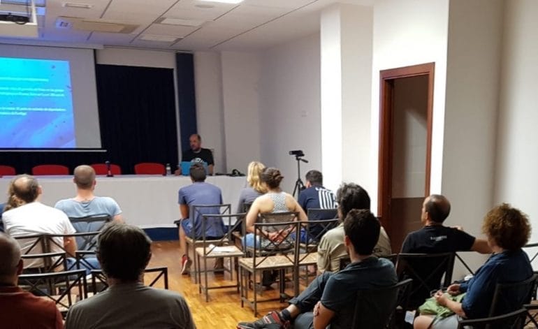 Charla sobre pianna nobilis