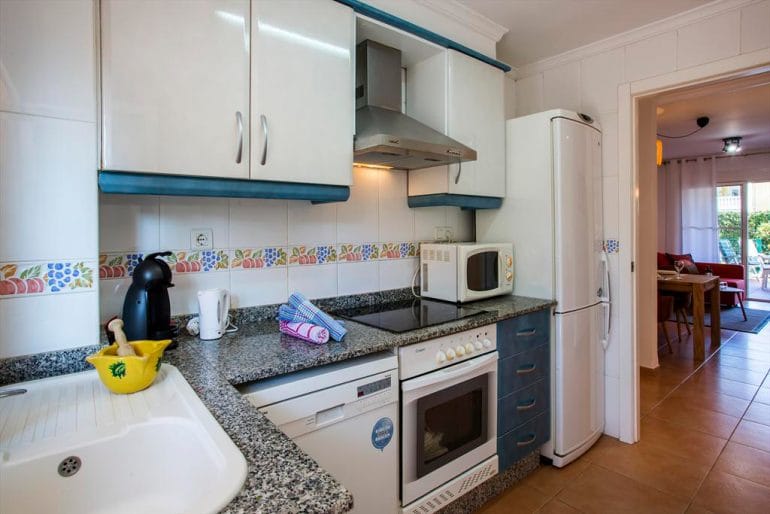 Cocina del apartamento Aguilla Rent a Villa