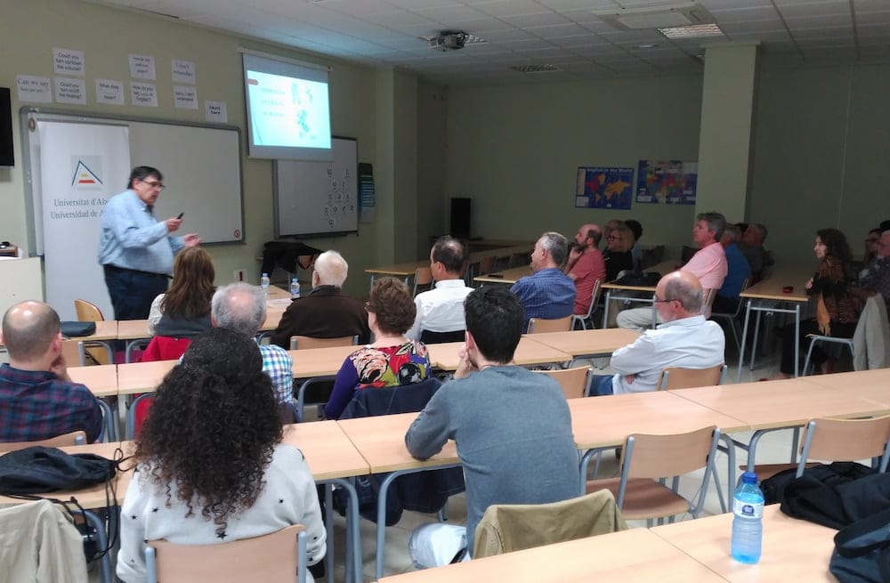 conferencia del ciclo passejant la marina