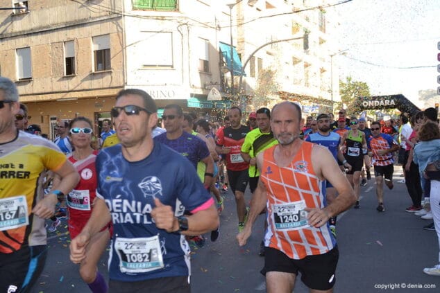 Nizar Lakhlifi y Mª Isabel Ferrer volvieron a exhibir su clase en la '20 Cursa Popular a Ondara' 15 david ribes en la salida