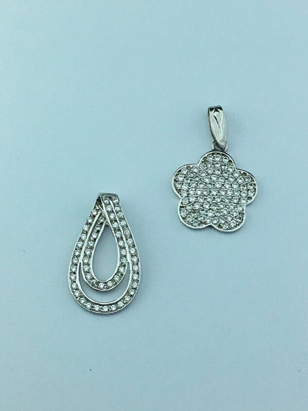 detalle colgante joyeria relojeria bonilla y argent showroom