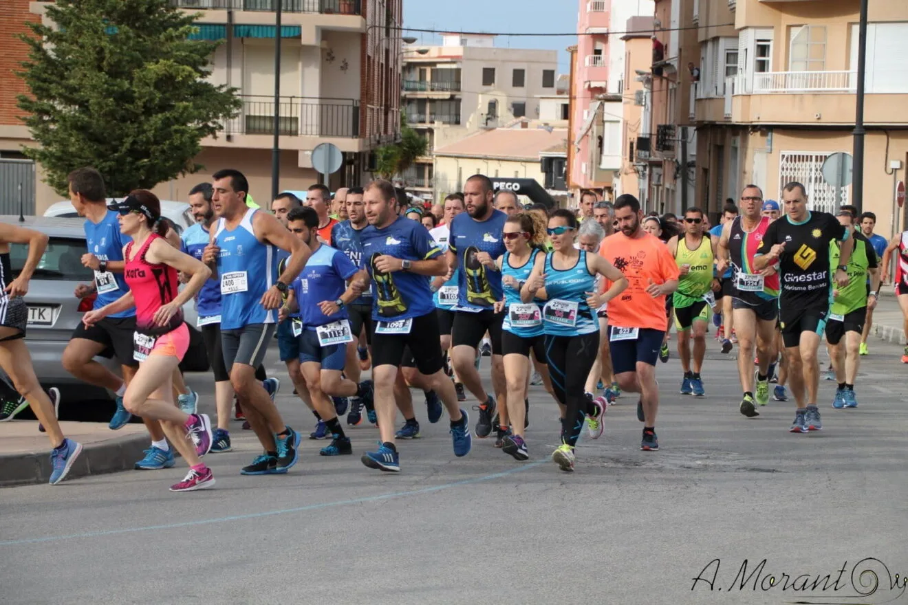 Dianenses en la carrera de Pego