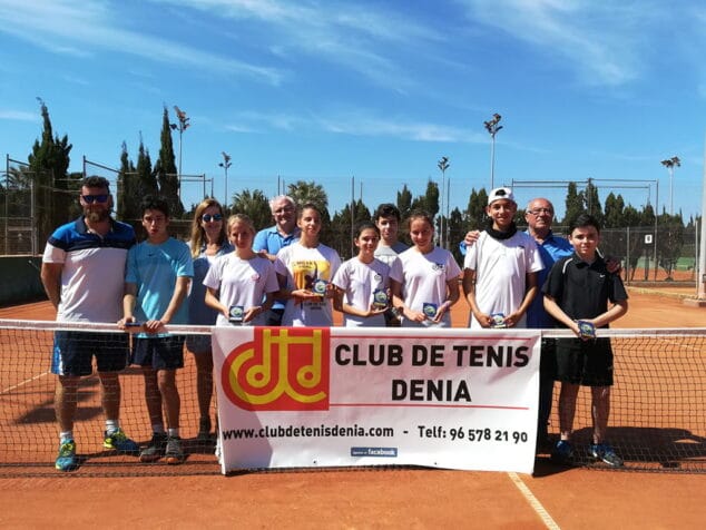 grupo campeones y finalistas infantil y cadete liga comarcal