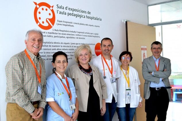 inauguracion de la sala de exposiciones del aula pedagogica del hospital de denia