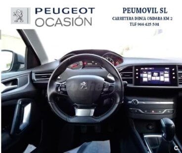Interior del vehículo ocasión PEUGEOT 308 Peumovil-
