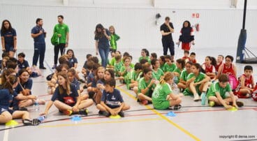 Jugadores alevines en el suelo